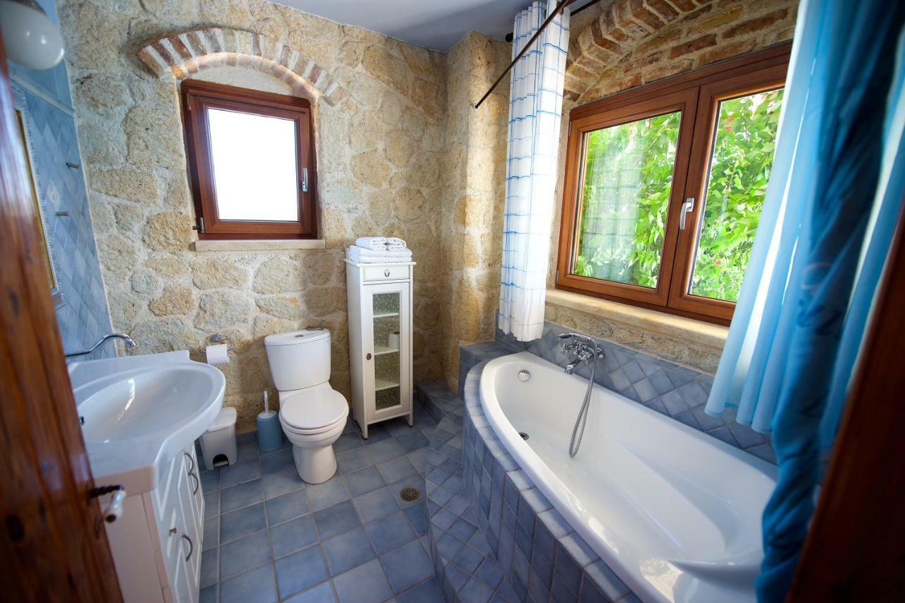 Villa Petrino Halikounas Екстер'єр фото