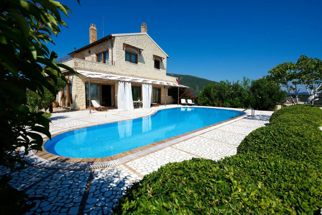Villa Petrino Halikounas Екстер'єр фото