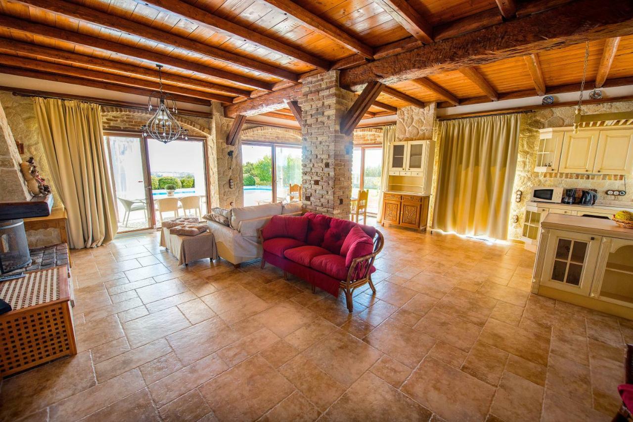 Villa Petrino Halikounas Екстер'єр фото